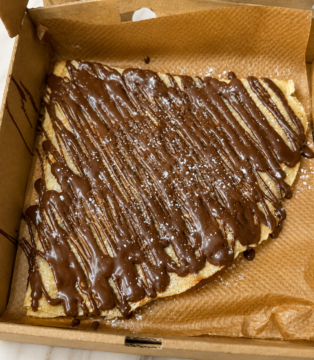 Crepe with Nutella Sauce